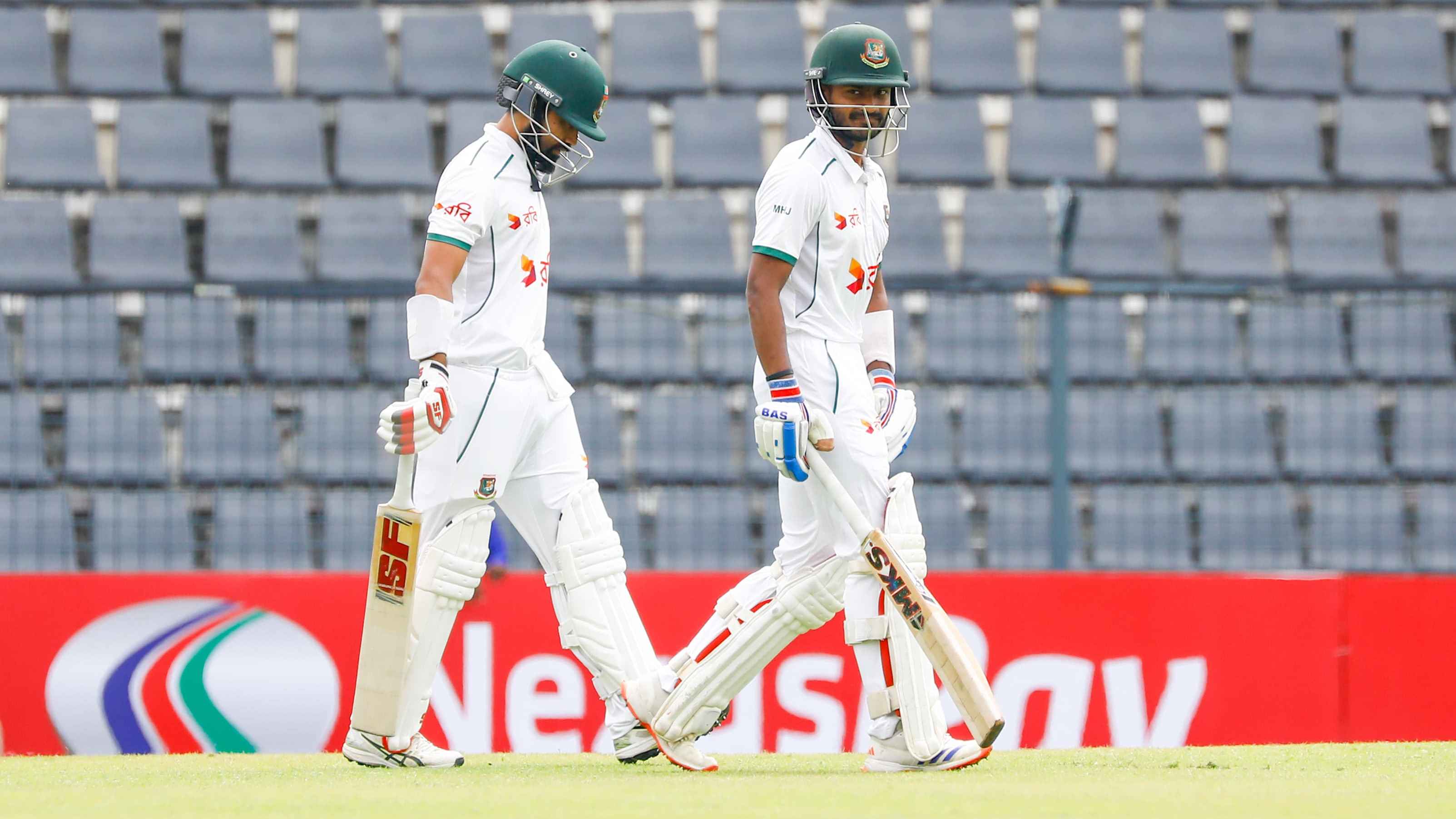 শান্ত-মুমিনুল জুটিতে ফিফটির পর লাঞ্চে গেল বাংলাদেশ